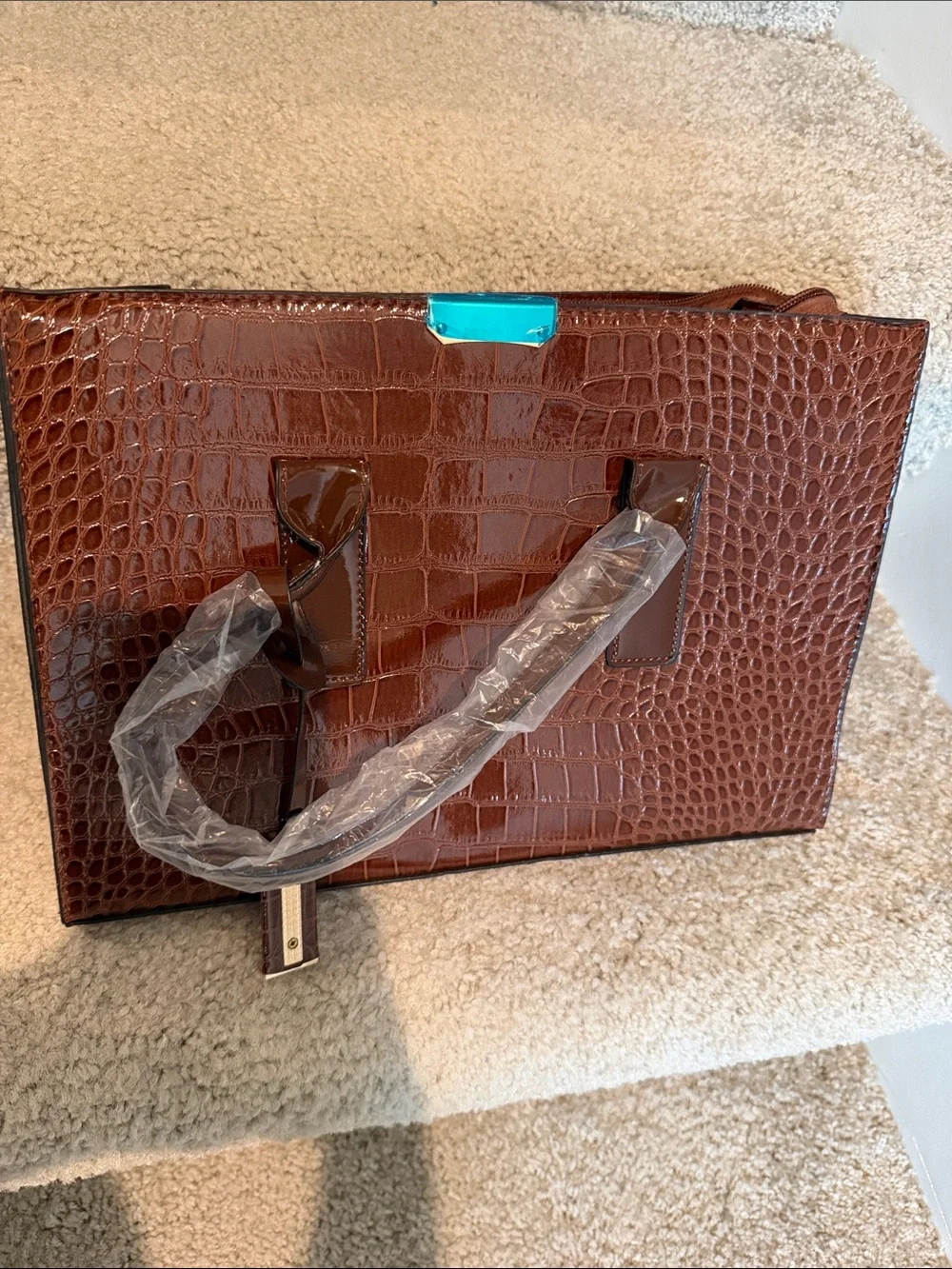 Luxurious Brown Crocodile-embossed Faux Leather Tote Bag for Women